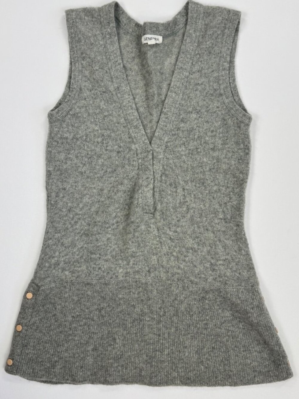 Generra Gray Cashmere Top Sleeveless V Neck Sz Small Sweater Vest